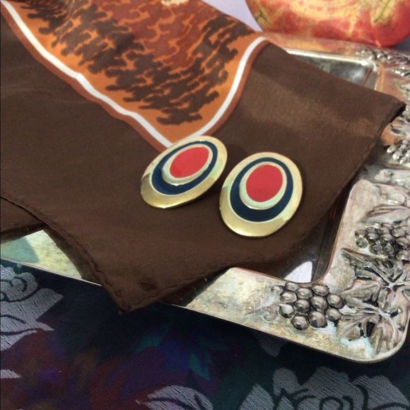 Vintage Brass Earrings with Enamel Studs Pierced 70’s Earrings - Picture 9 of 14